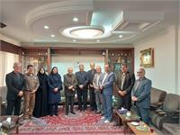 تجلیل از خانواده شهید در سبزوار 3